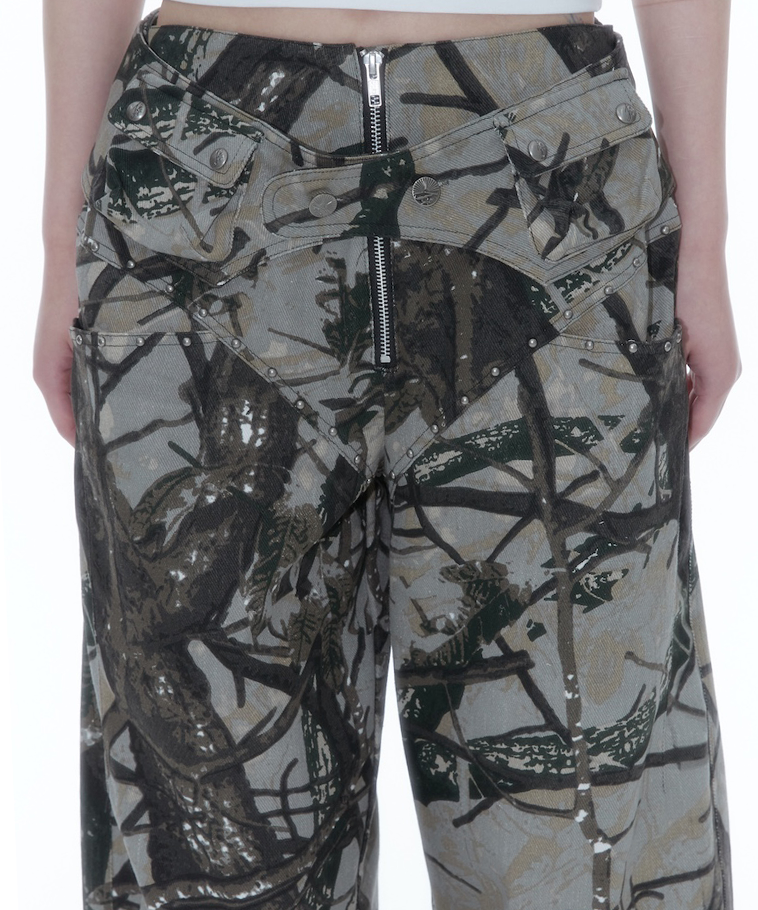 [Kashiko] ★ Belt Rivet Oval Pants MUSINSA | KASHIKO Belt Rivet Oval Pants Black
