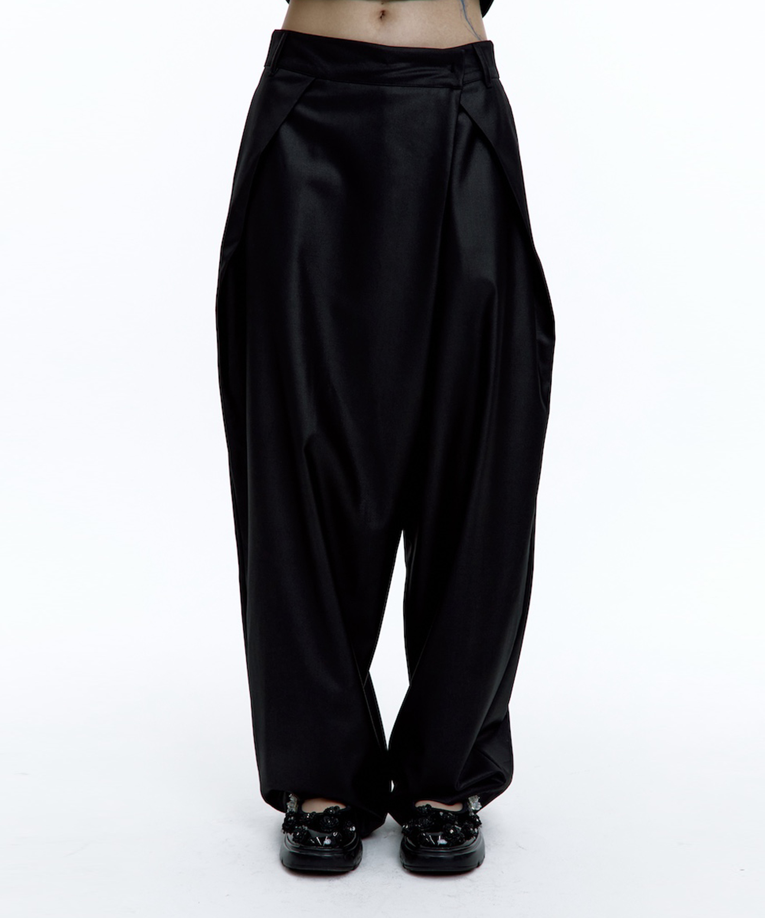 Kashiko★パンツ★韓国★人気★Pintuck Asymmetric Trousers 3色 KASHIKO Pintuck Asymmetric Trousers