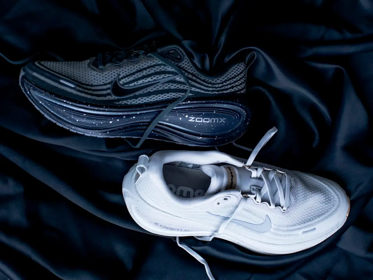 NIKE VOMERO PLUS SPECKLE | 카시나 KASINA