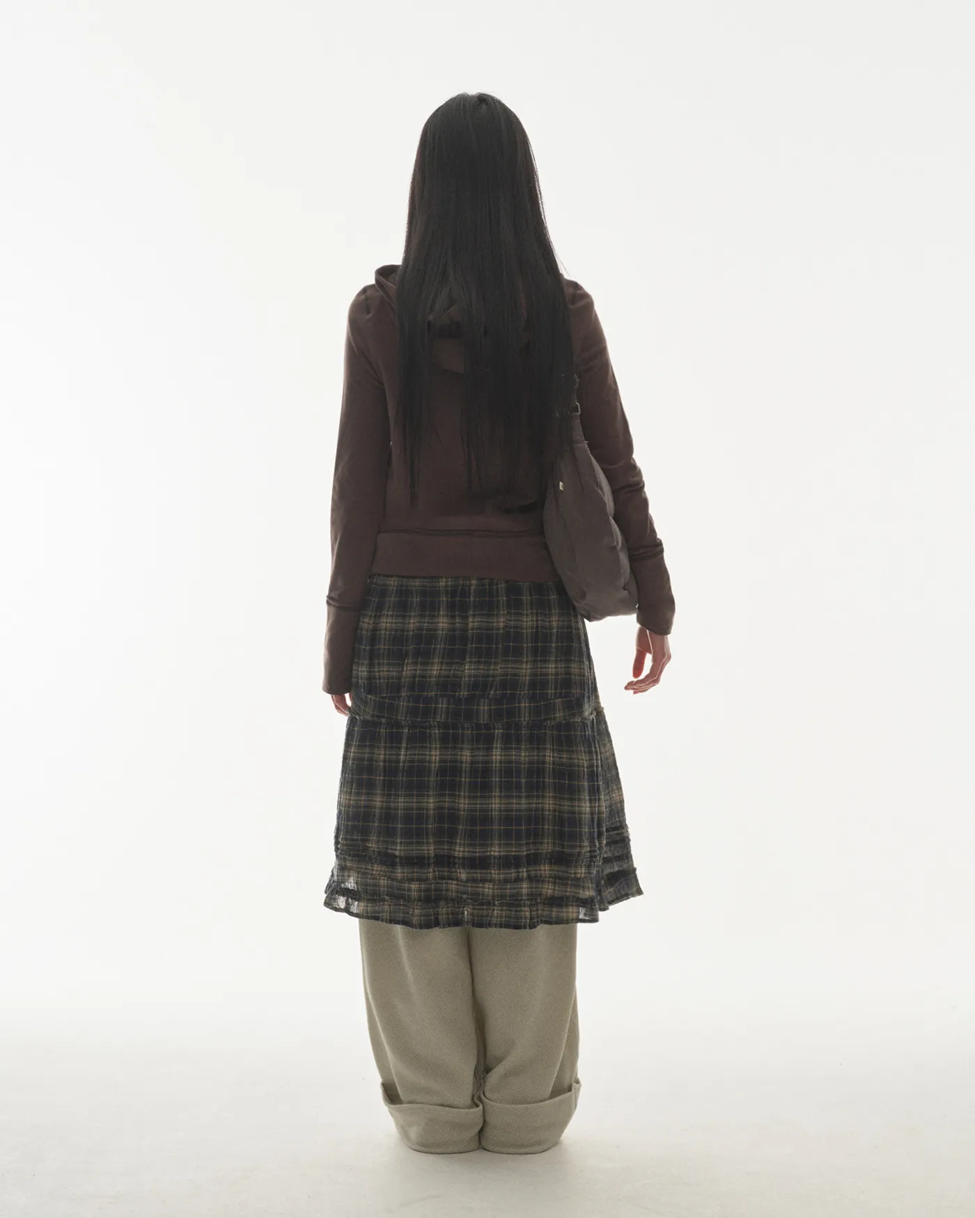 COYSEIO SHIRRING MIDI SKIRT