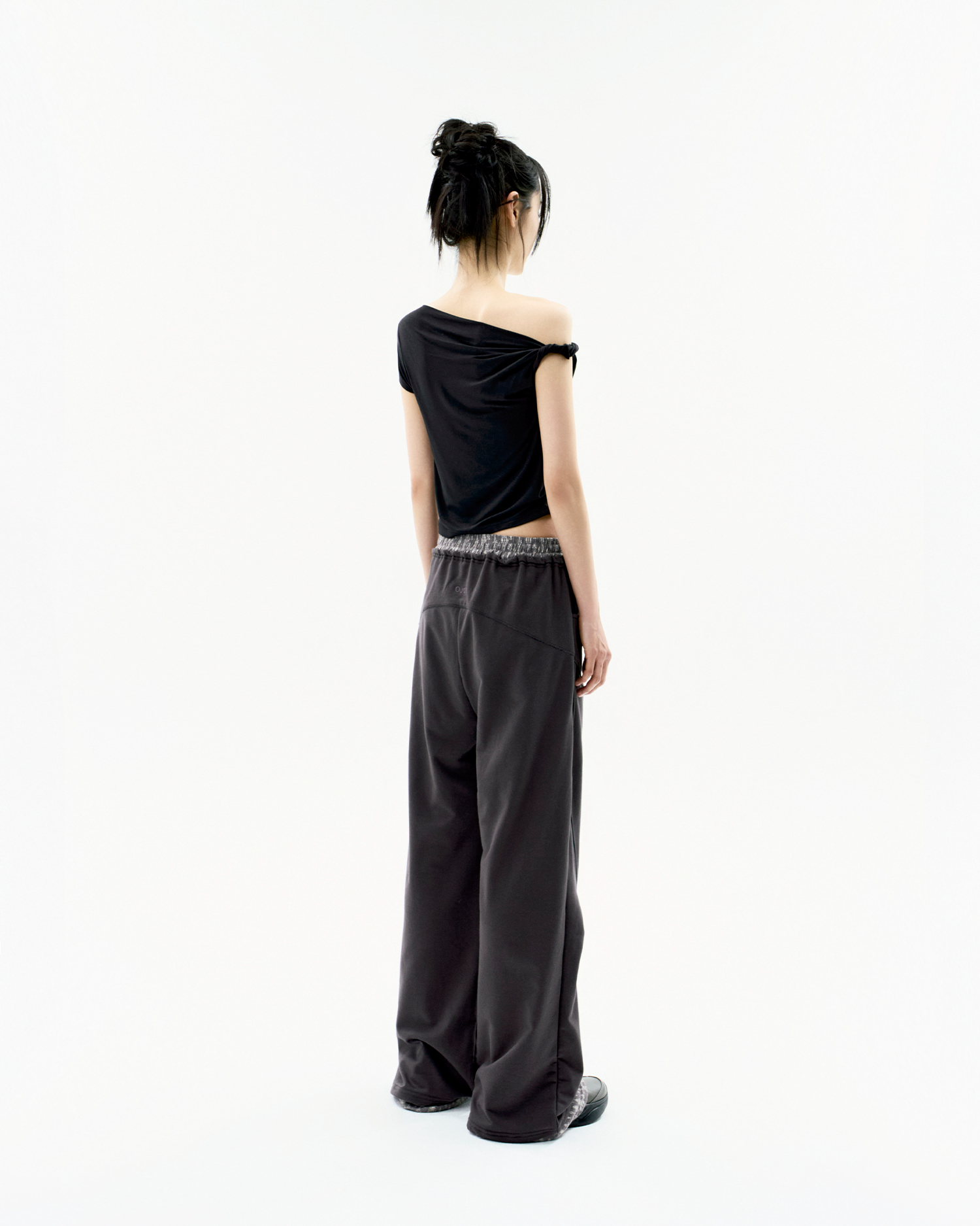 OJOS Double-Waisted Jersey Pants