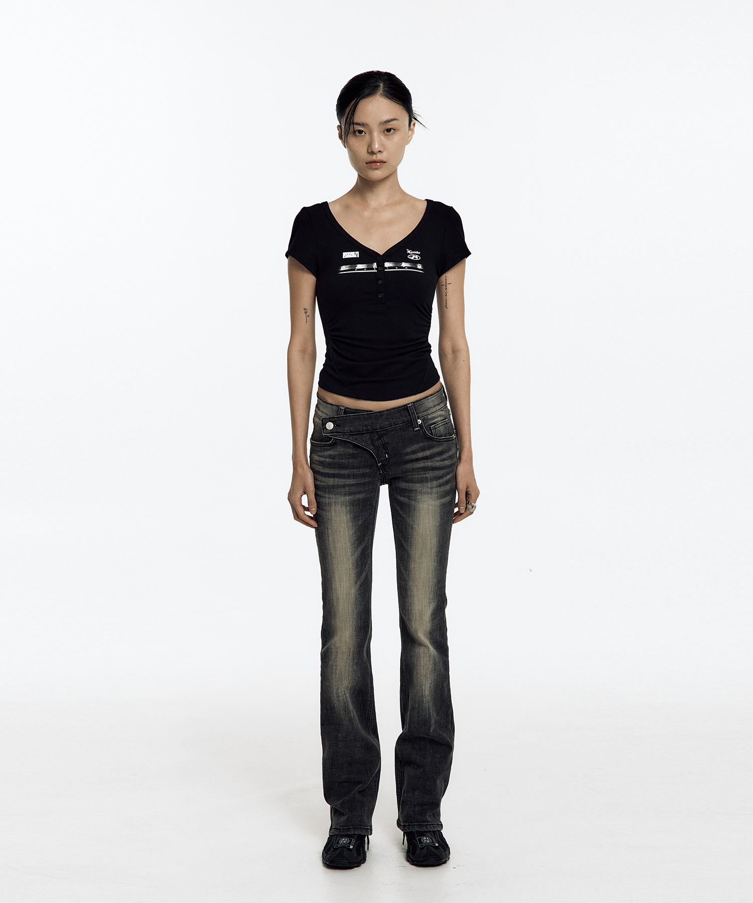 ● KASHIKO ● Zen Button Henley Neck Top MUSINSA | KASHIKO Zen Button Henley Neck Top White