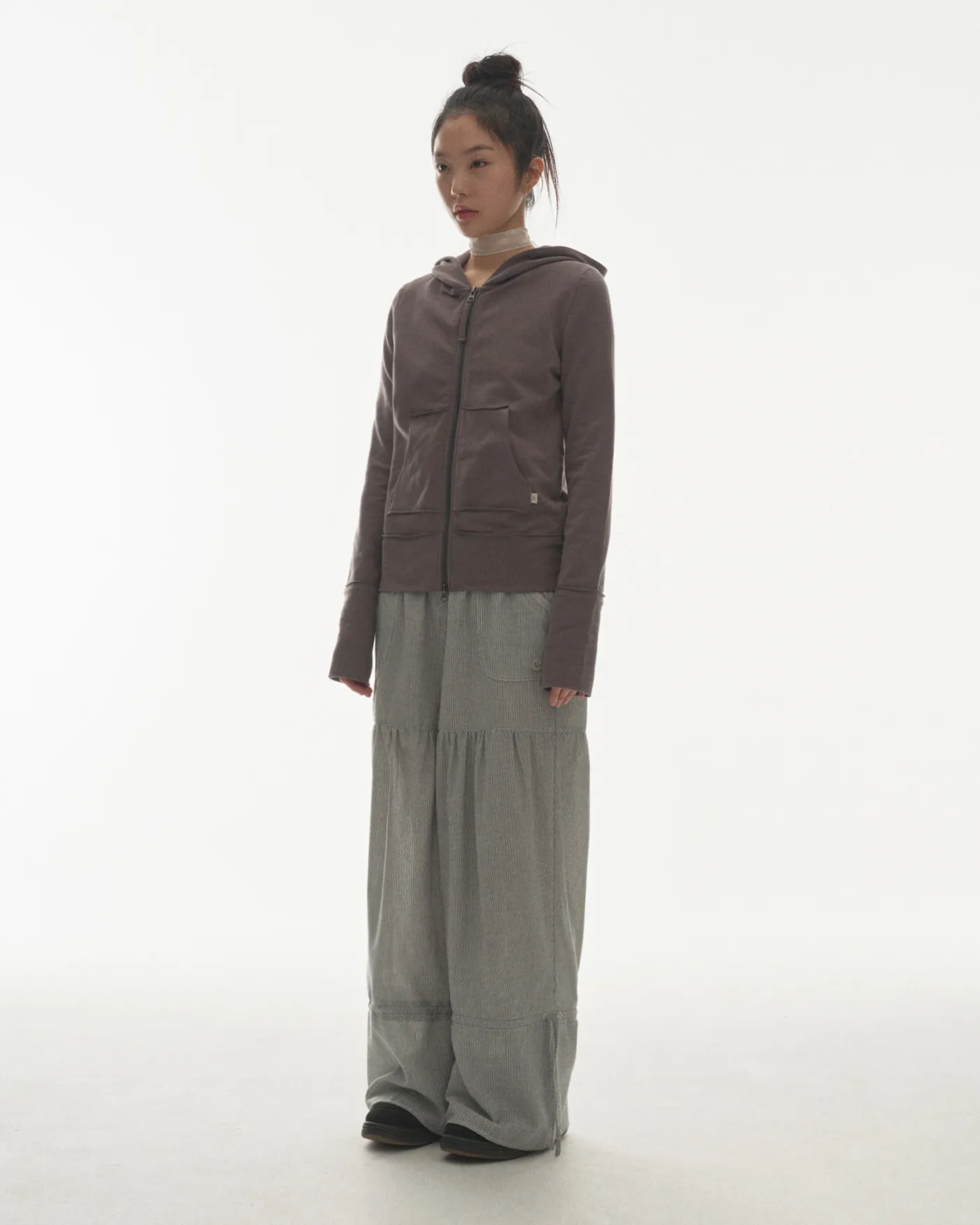 COYSEIO SHIRRING ROUGH PANTS